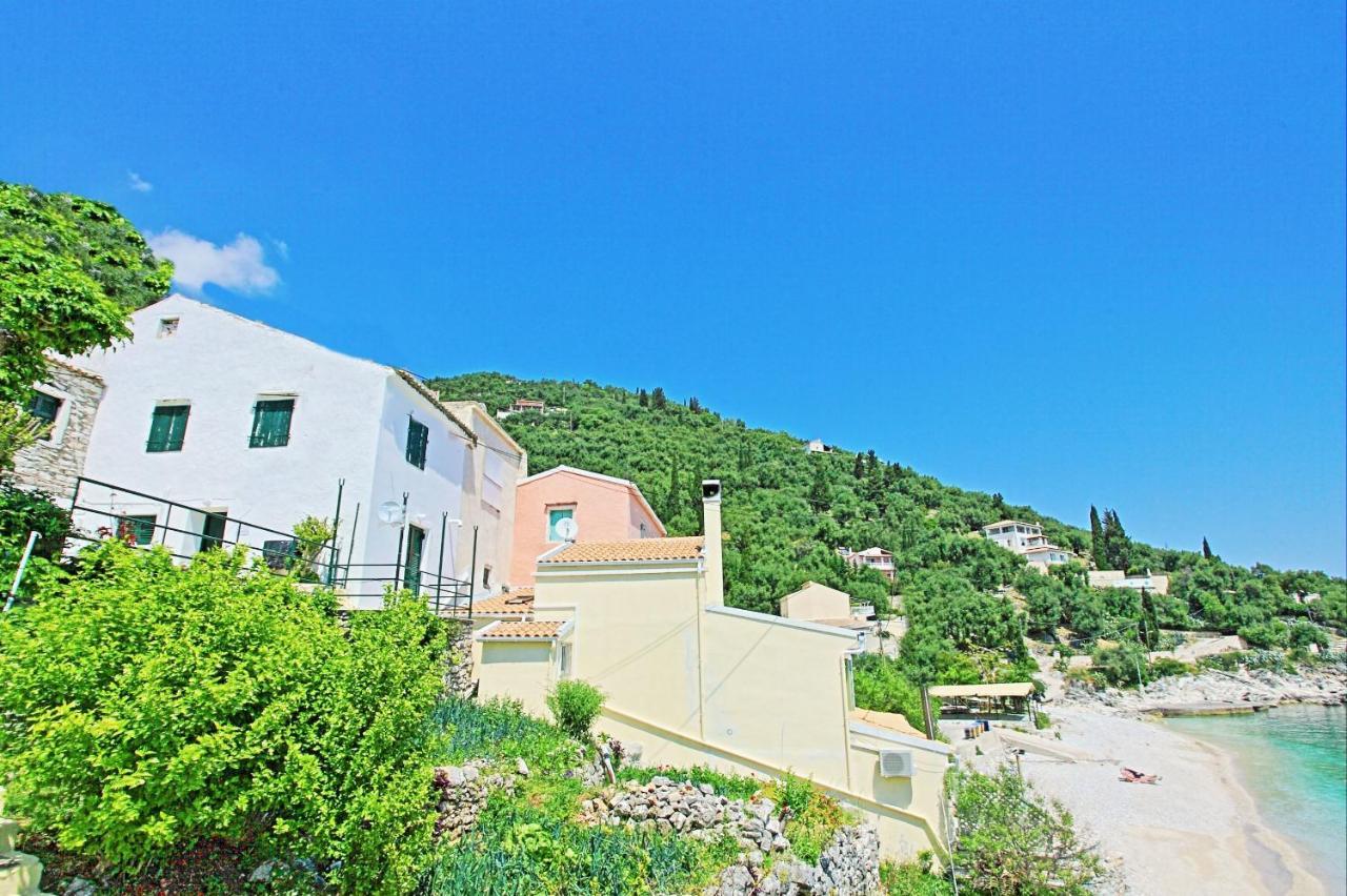 Sea Front Studio Alexandra Nisaki (Corfu) Exterior foto