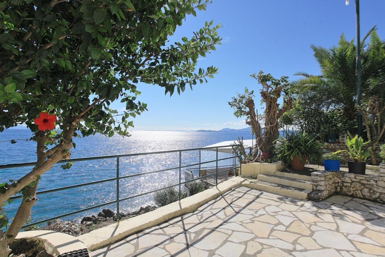 Sea Front Studio Alexandra Nisaki (Corfu) Exterior foto